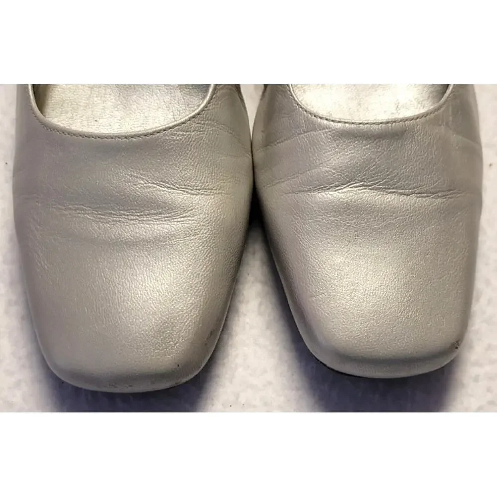 Easy Spirit Womens Silver Comfort Block Heels Pumps Fawn 7.5 B Anti Gravity